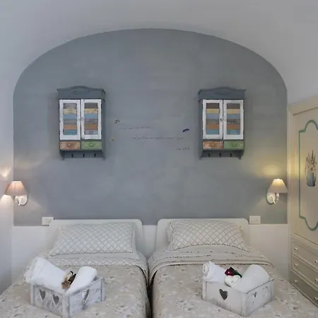 House In The Center At 250Mt From The Beach With A Private Parking Praiano Exterior photo
