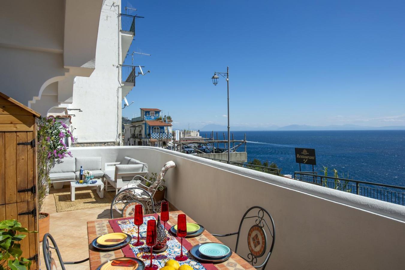Holiday home House In The Center At 250mt From The With A Private Parking Praiano